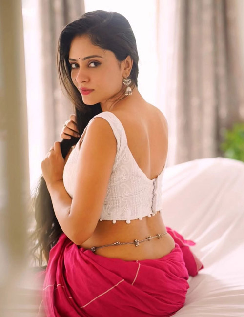 Priya Model Escorts